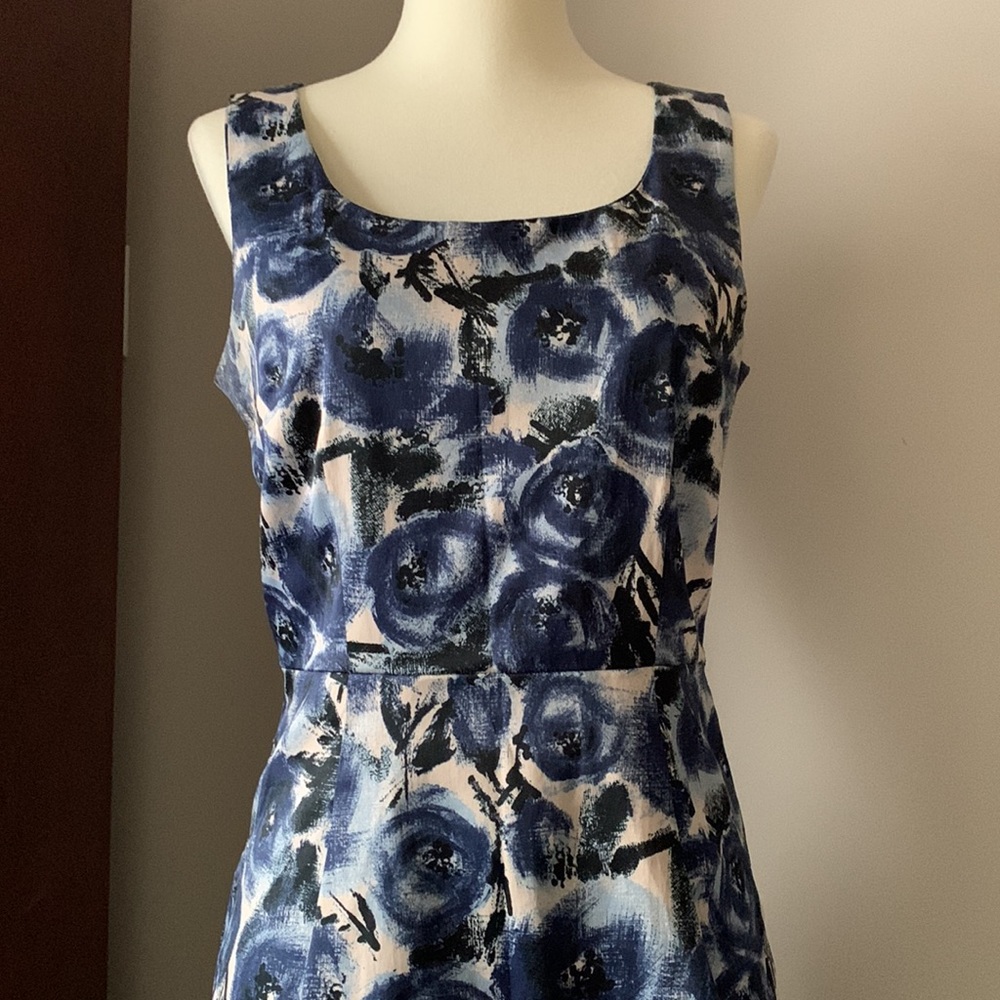 H&M dress - Picture 3 of 6